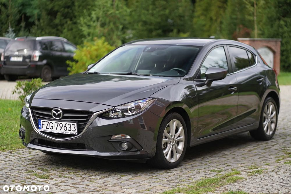 Mazda 3 - 8
