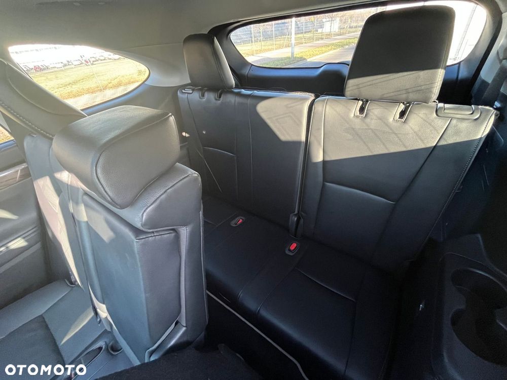 Toyota Highlander - 11