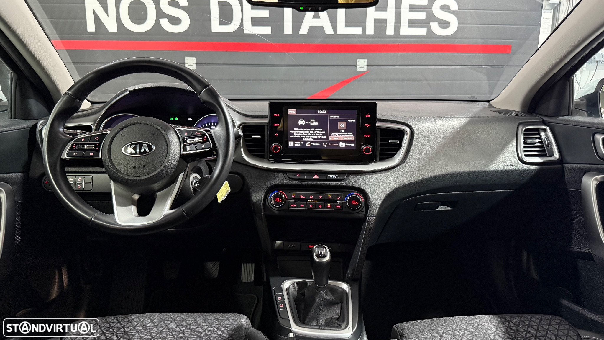 Kia Ceed 1.0 T-GDI Urban - 15