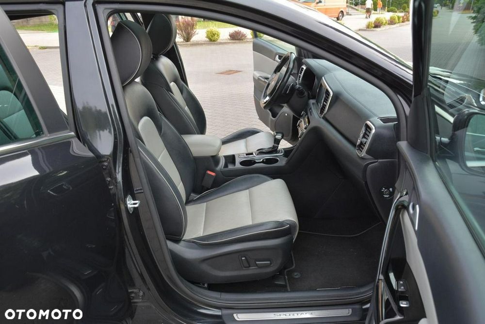 Kia Sportage 1.6 T-GDI AWD DCT GT LINE - 17
