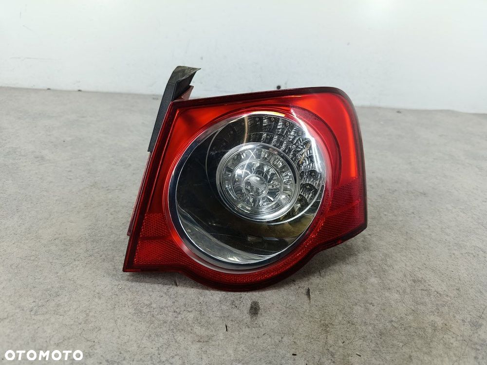 LAMPA TYLNA PRAWA VW PASSAT B6 3C5945096C SEDAN - 3
