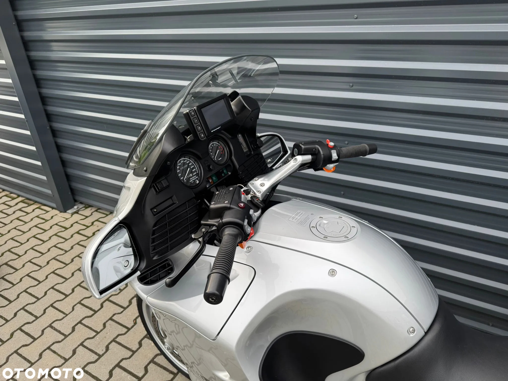BMW R - 7