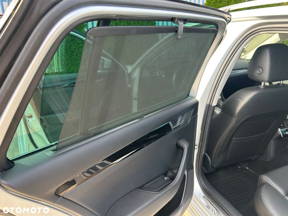 Skoda Superb 2.0 TDI L&K DSG - 21