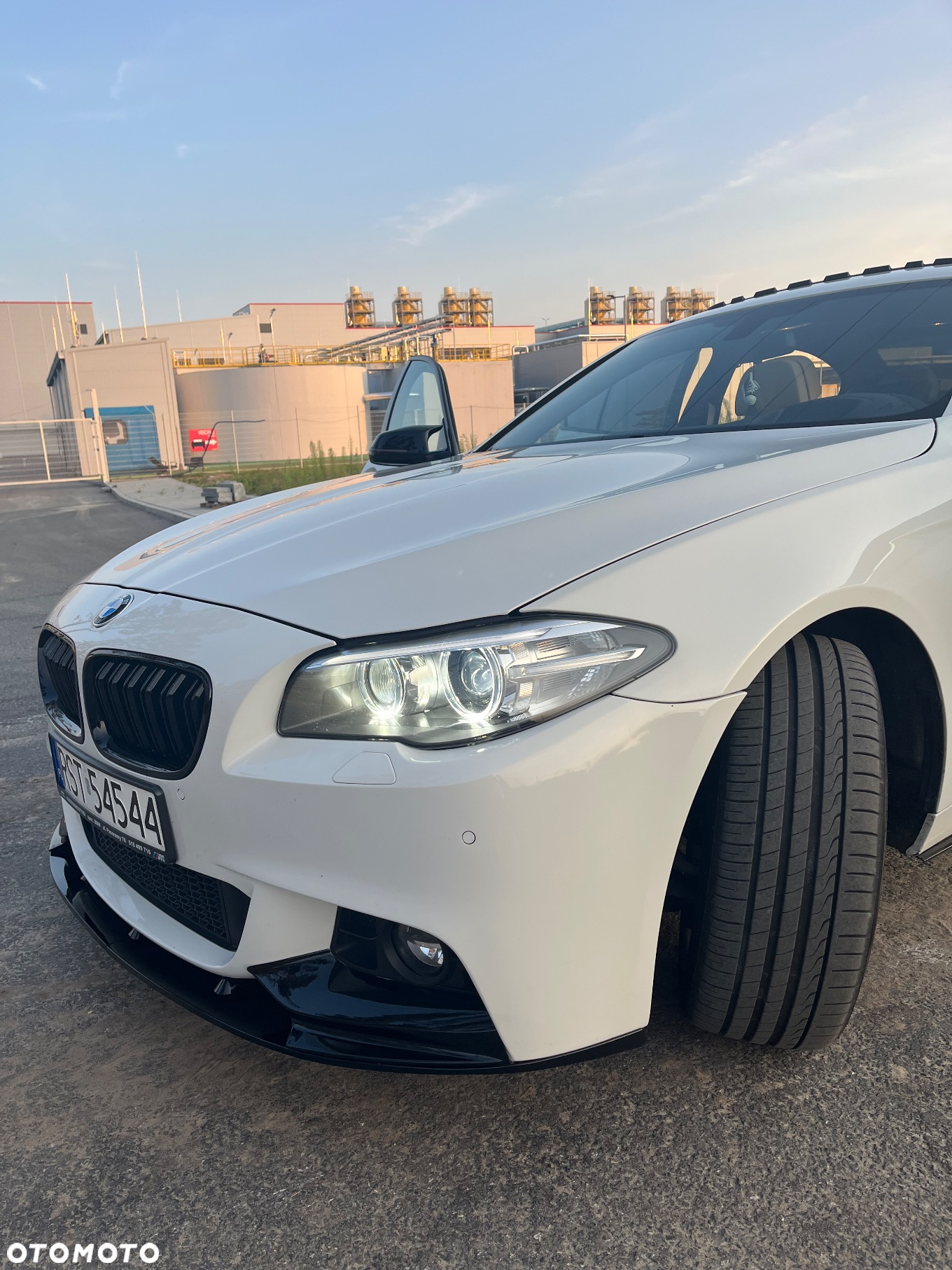 BMW Seria 5 528i xDrive - 8