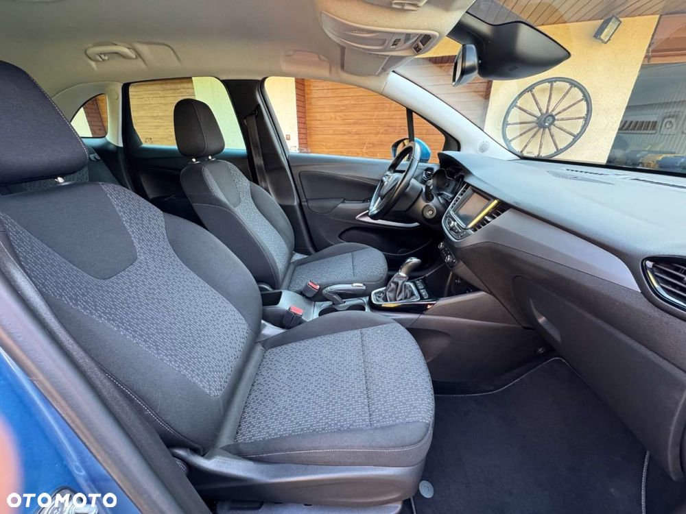 Opel Crossland X - 16