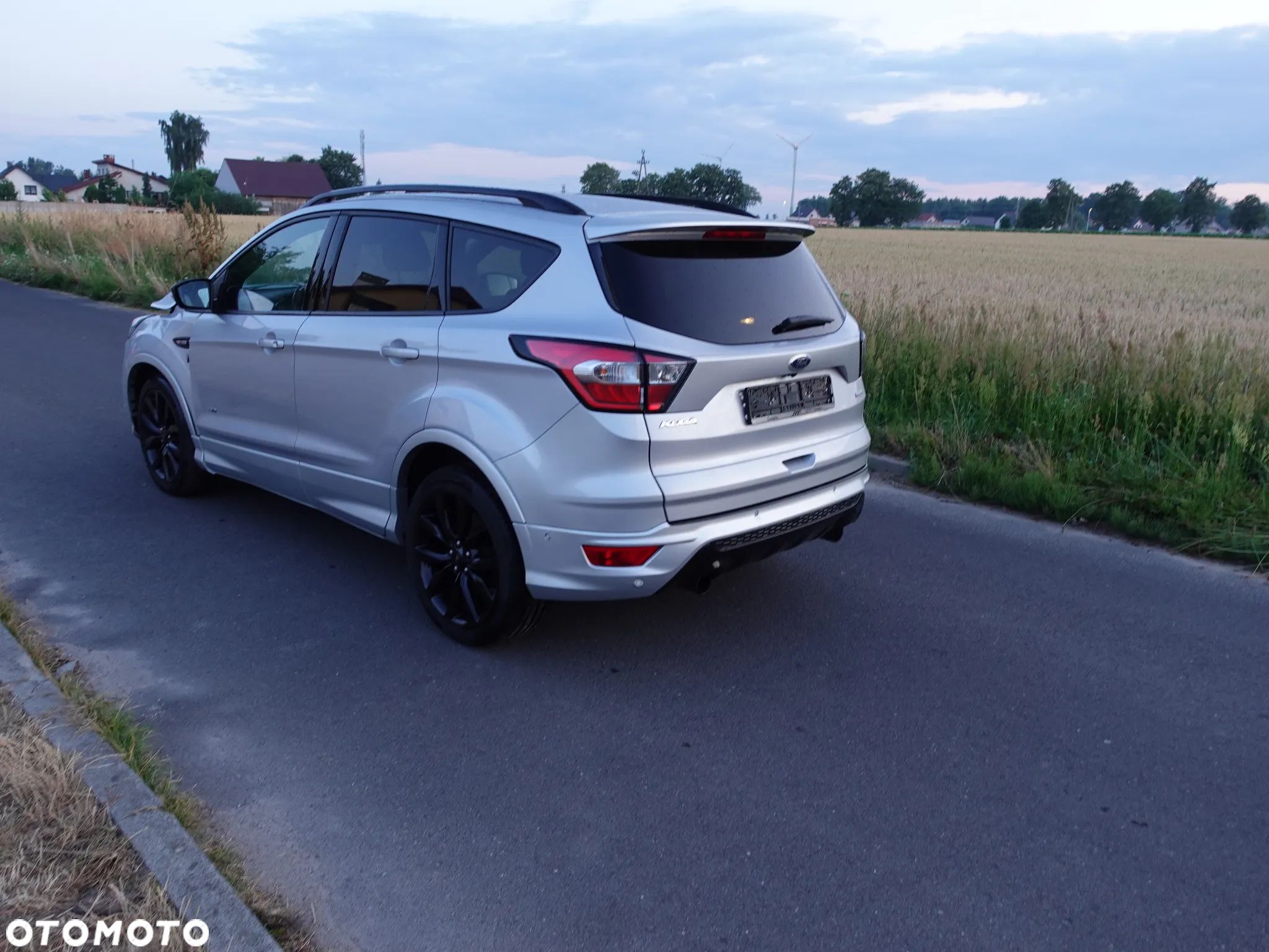 Ford Kuga 1.5 EcoBoost 4x4 ST-Line - 1