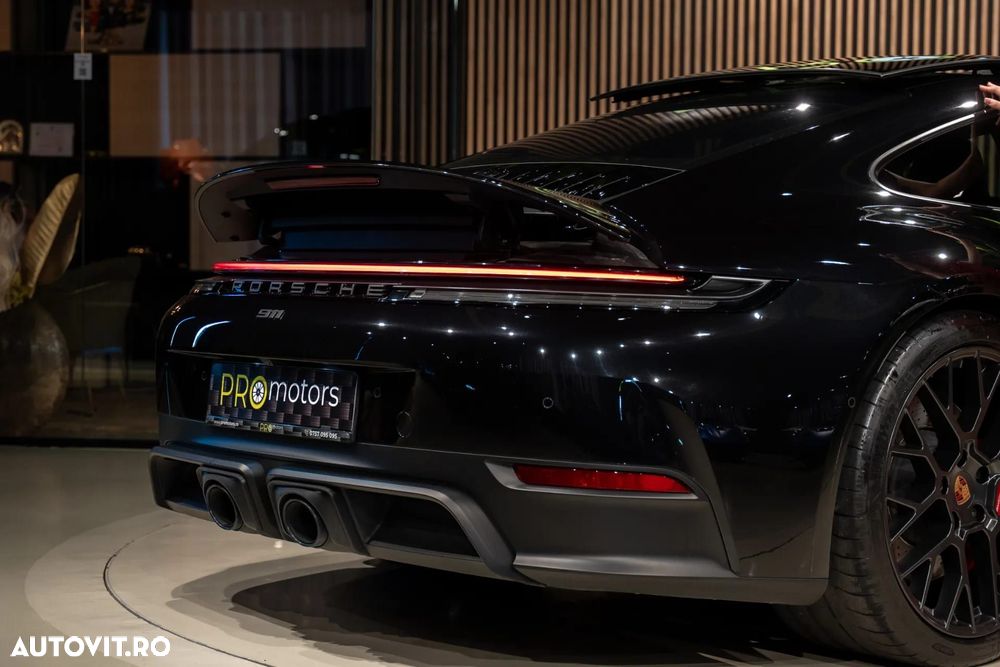 Porsche 911 - 34