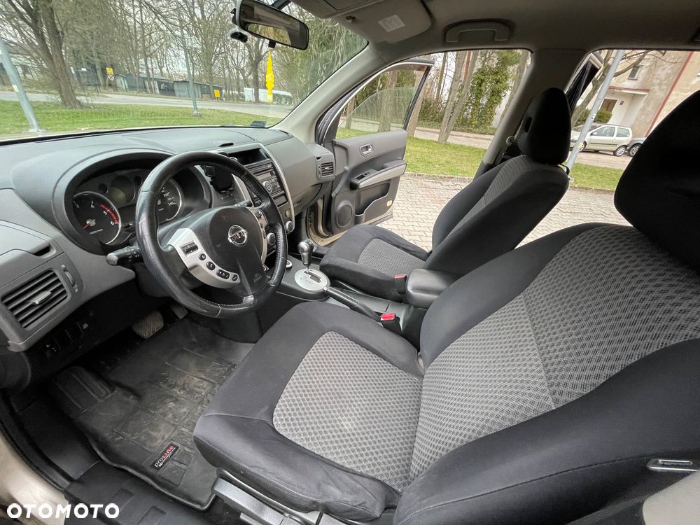 Nissan X-Trail 2.0 dCi 4x4 DPF Automatik SE - 14