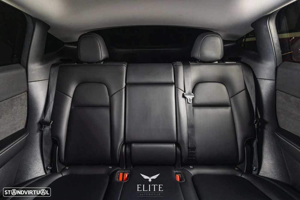 Tesla Model Y Long Range Tração Integral - 19