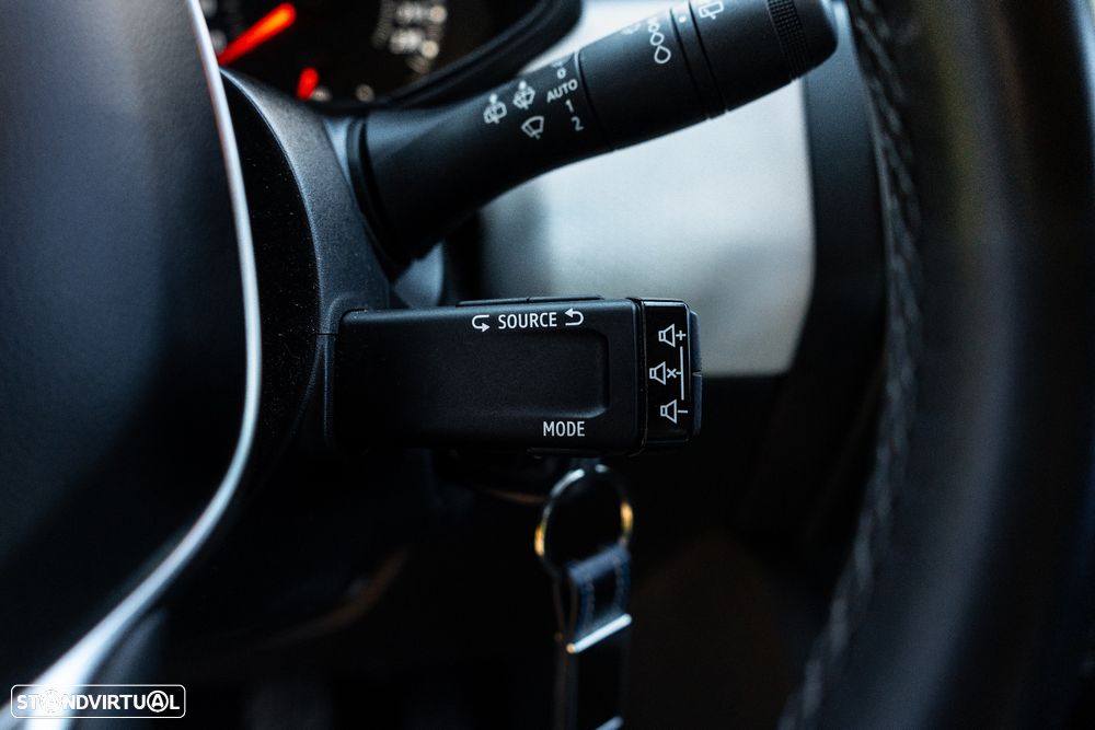 Renault Clio 1.0 TCe Limited Bi-Fuel - 35