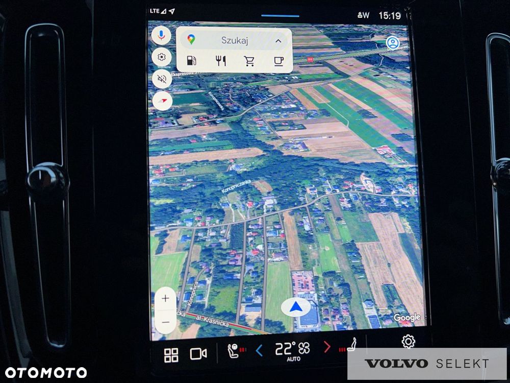 Volvo XC 40 - 18