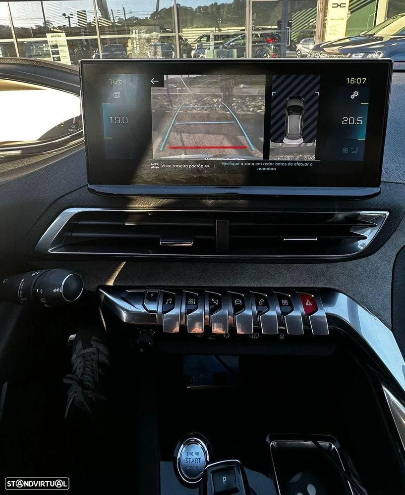 Peugeot 3008 Hybrid 225 e-EAT8 GT Pack - 6