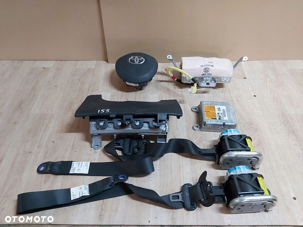 Toyota Yaris III PODUSZKA AIR BAG kierowcy deska napinacz pas przód