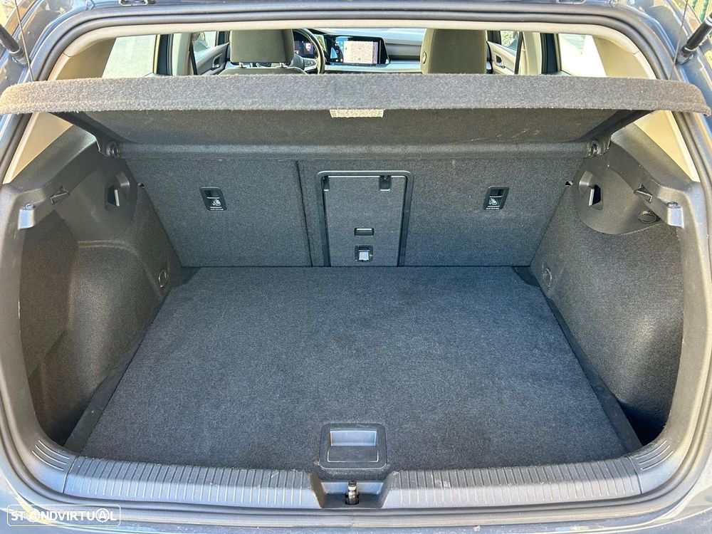 VW Golf 1.0 eTSI Life DSG - 13