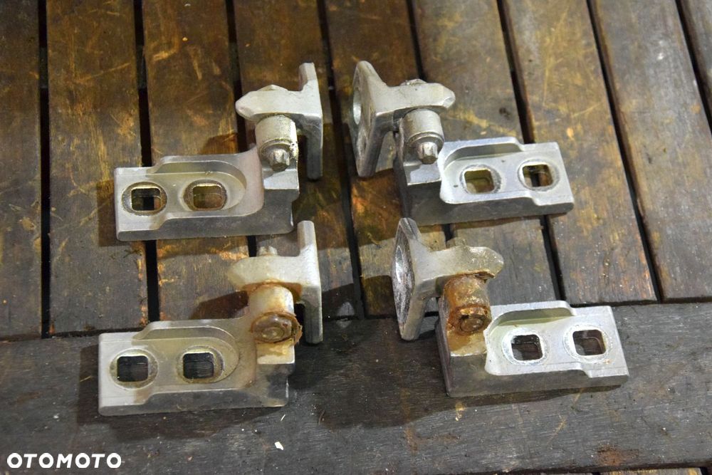 Opel Corsa D Zawias zawiasy drzwi prawy lewy - 1