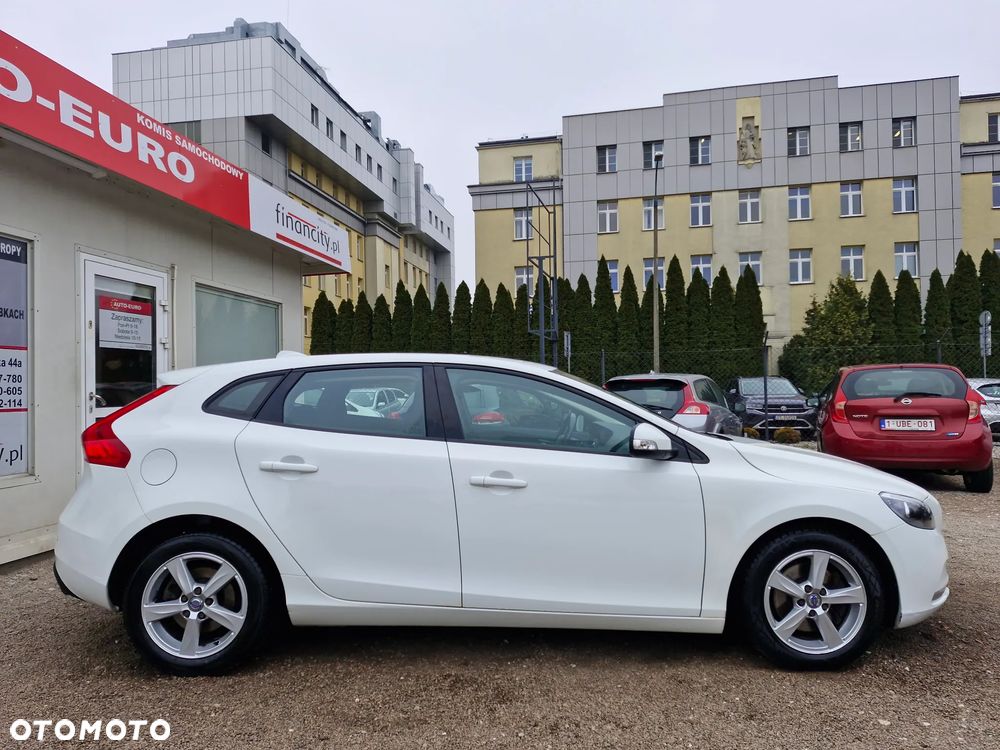 Volvo V40 T2 - 6