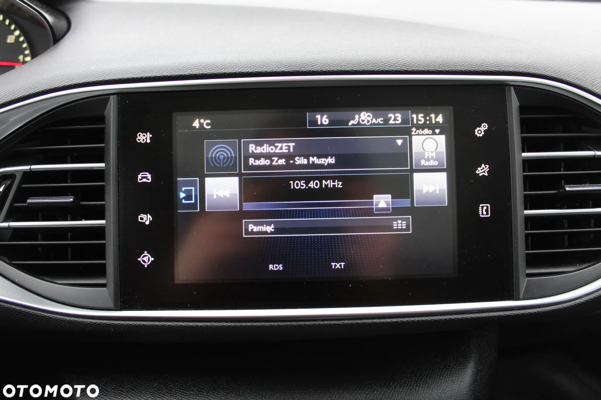 Peugeot 308 - 16