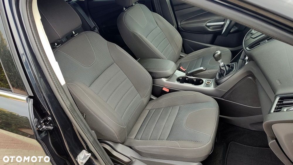 Ford Kuga 2.0 TDCi 2x4 Trend - 29