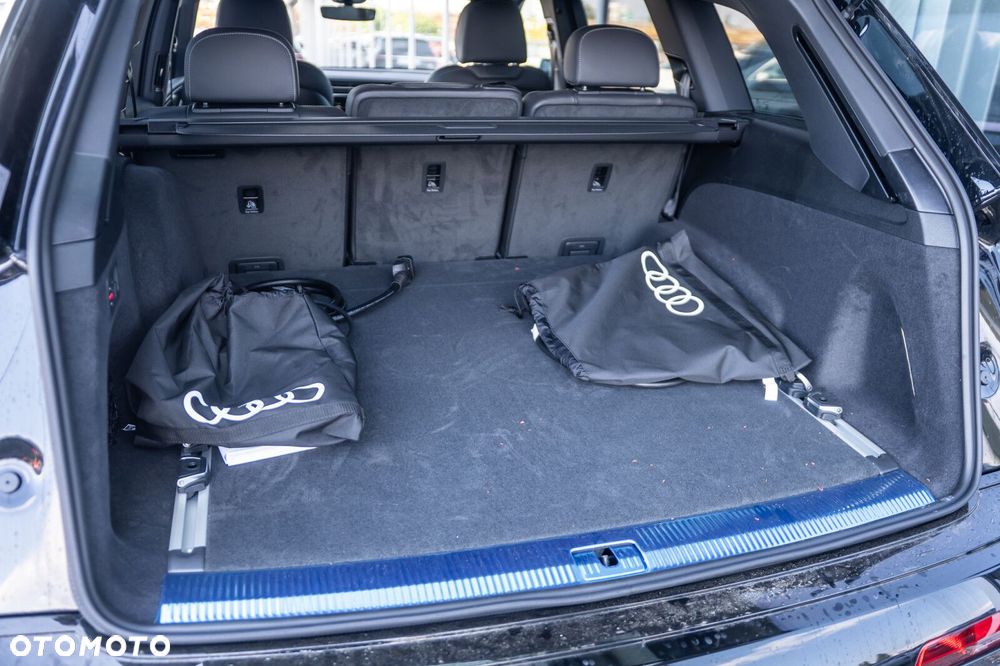 Audi Q7 60 TFSI e PHEV Quattro S Line Tiptr - 10
