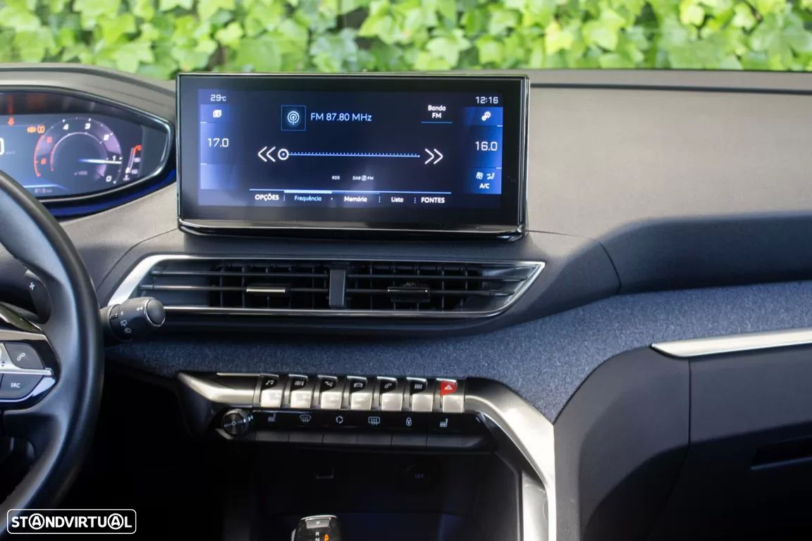 Peugeot 5008 1.5 BlueHDi GT EAT8 - 19