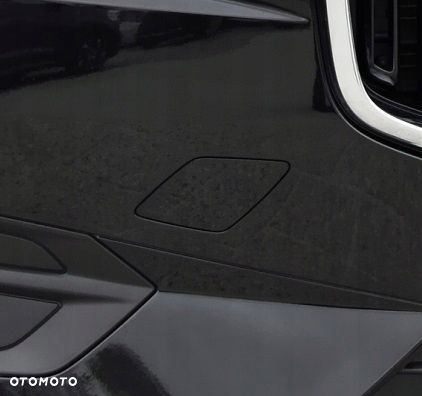 Zaślepka HAK HOL PRZÓD VOLVO XC60 2018- KOLORY - 3