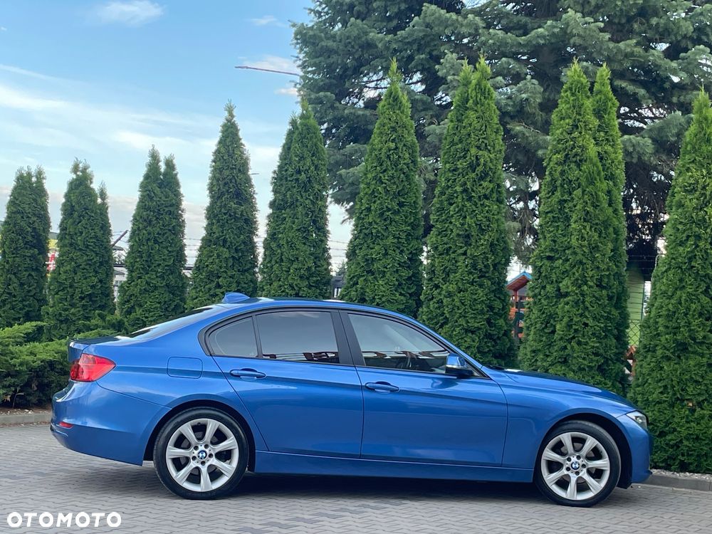 BMW Seria 3 320d Efficient Dynamics Luxury Line Purity sport - 15