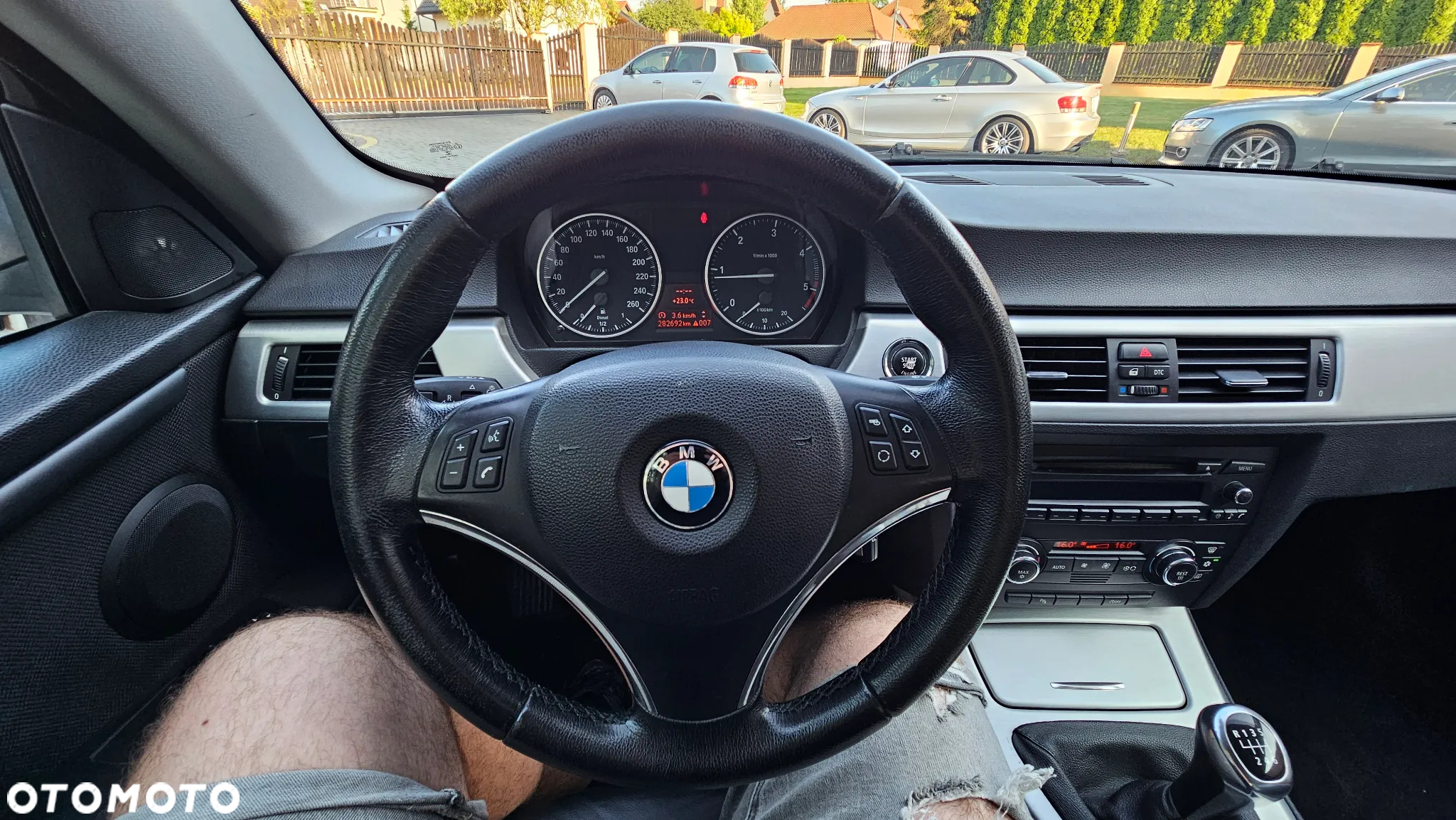 BMW Seria 3 320d Coupe - 30