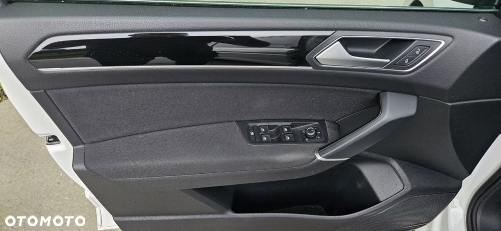 Volkswagen Touran 1.5 TSI EVO Highline DSG - 18