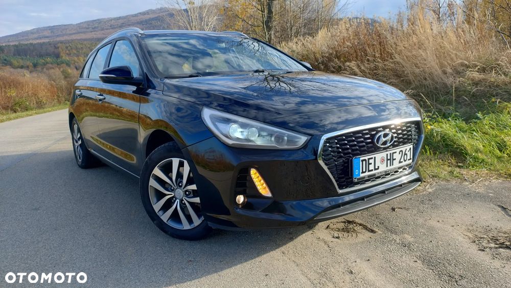 Hyundai i30 1.6 CRDi Classic + DCT - 2