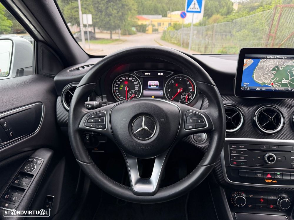 Mercedes-Benz GLA 180 d Style - 18