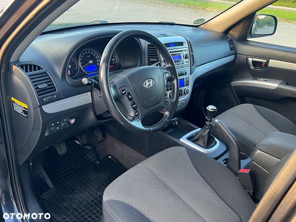 Hyundai Santa Fe 2.7 V6 2WD GLS - 24