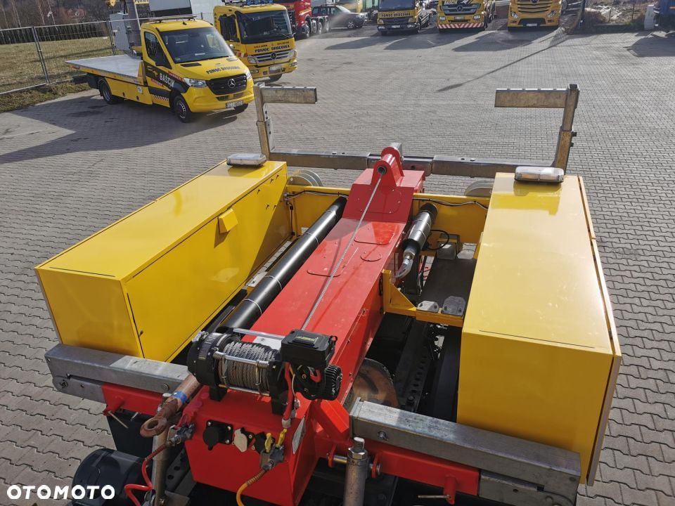 Kangur zabudowa na ciągnik siodłowy pomoc drogowa tir ciężarowe dostawcze - 10