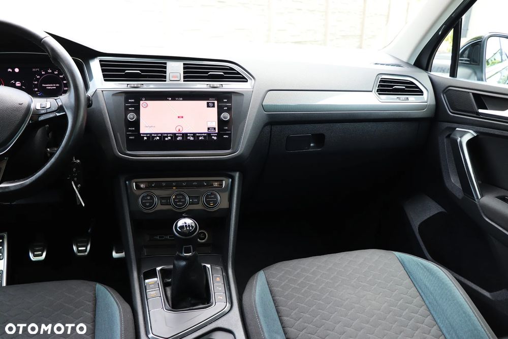 Volkswagen Tiguan 2.0 TDI SCR IQ.DRIVE - 29