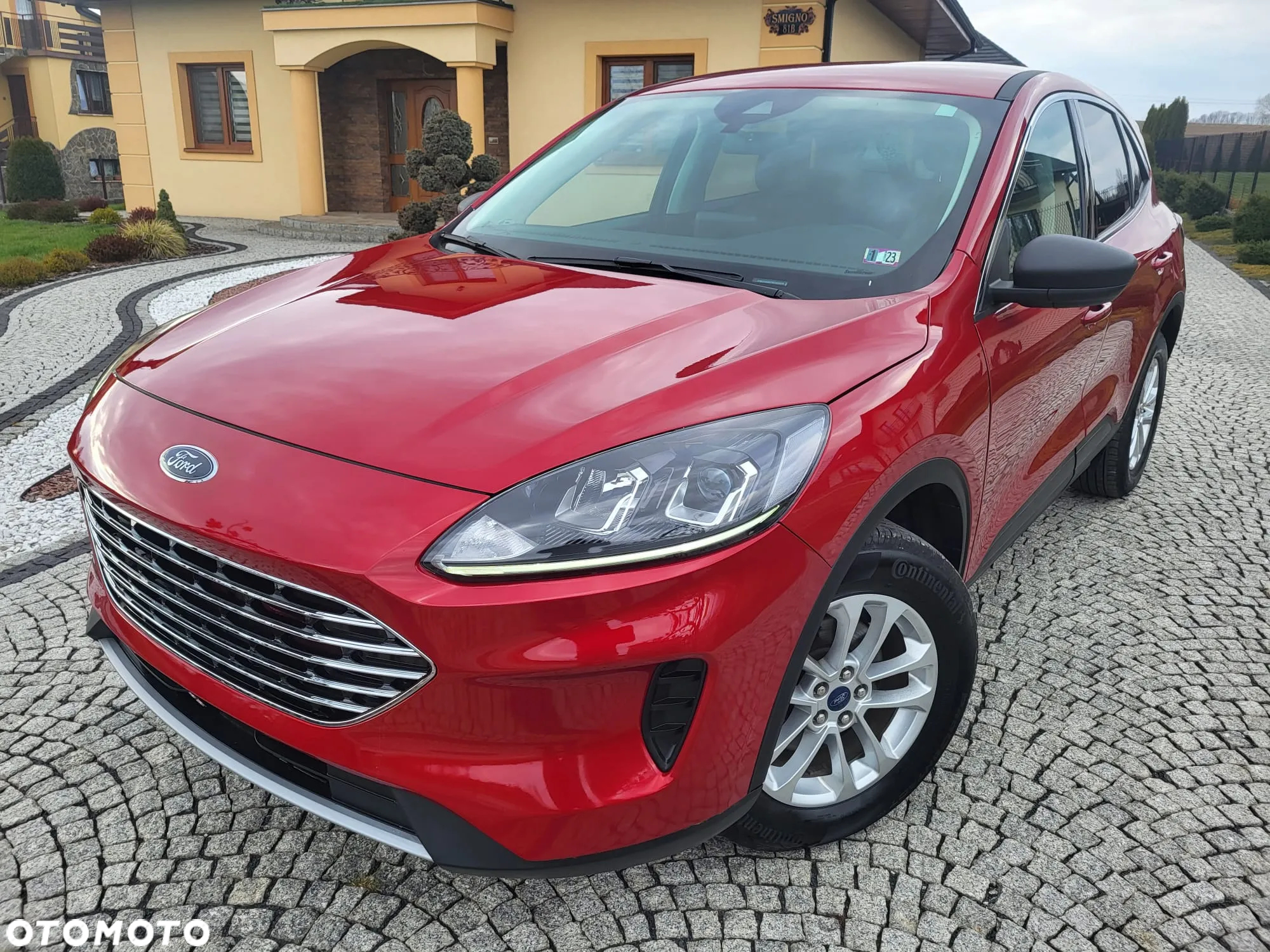 Ford Kuga - 4
