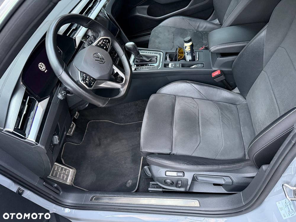 Volkswagen Arteon 2.0 TDI 4Motion R-Line DSG - 11