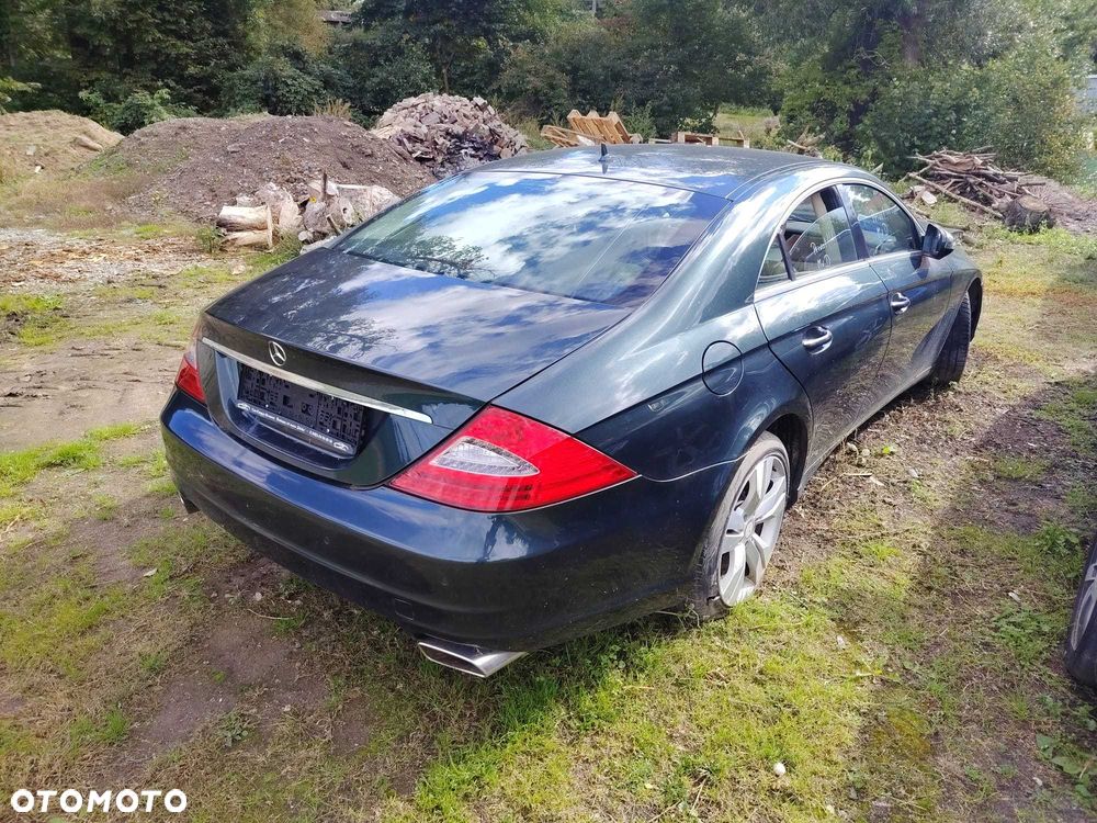 Mercedes-Benz CLS - 6