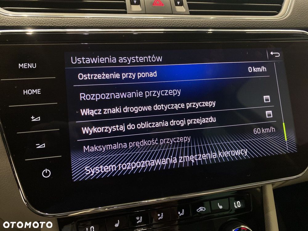 Skoda Superb 2.0 TDI SCR 4x4 Style DSG - 33