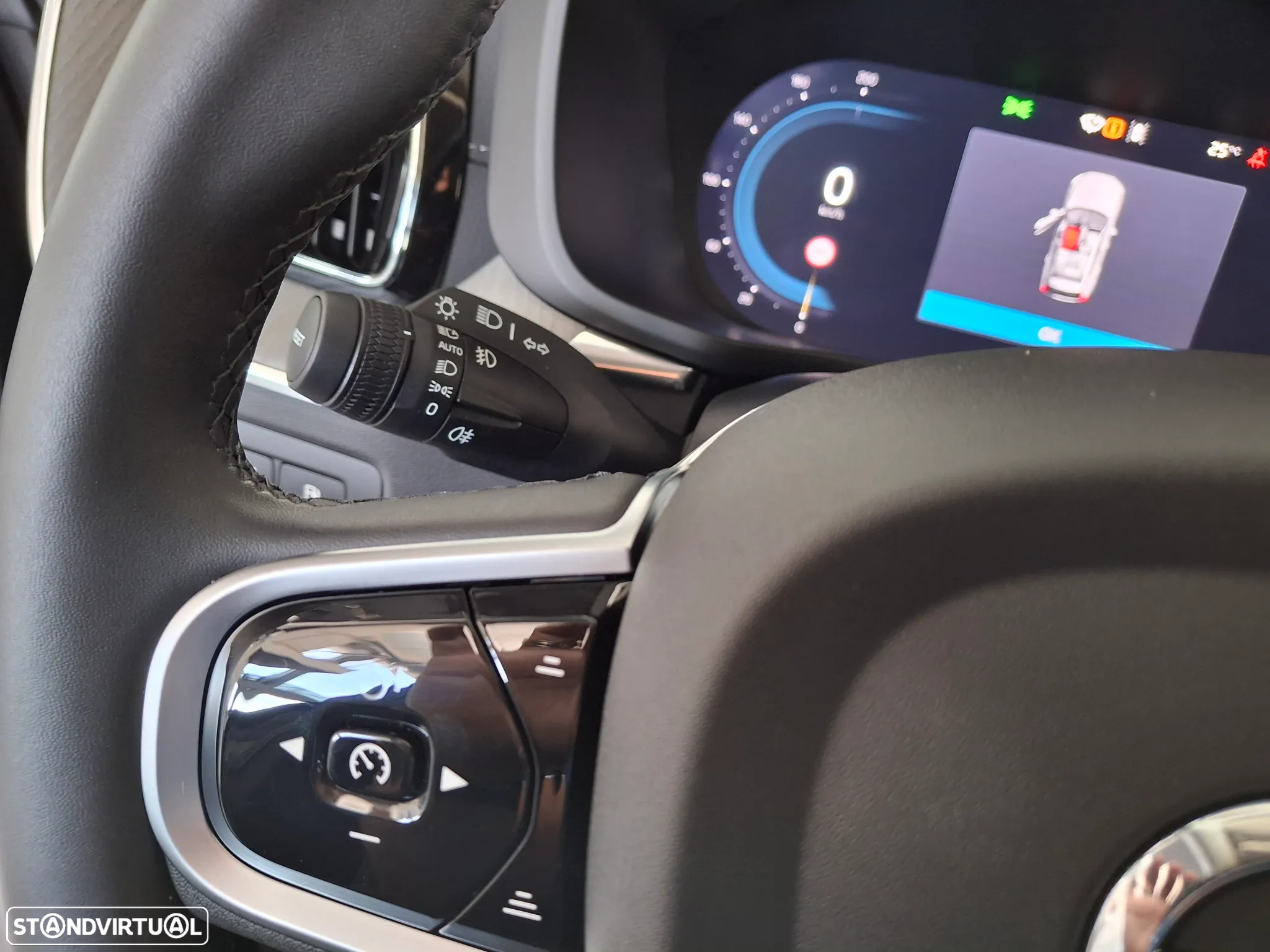 Volvo XC 60 2.0 T8 PHEV Ultra Dark AWD - 19