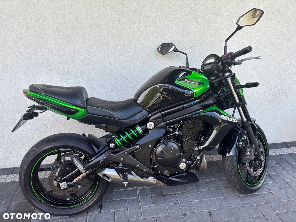 Kawasaki ER - 9