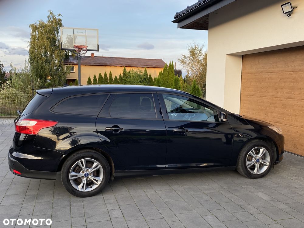 Ford Focus 1.0 EcoBoost Start-Stopp-System SYNC Edition - 25