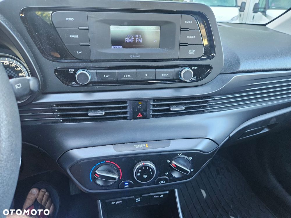 Hyundai i20 1.2 Pure - 35