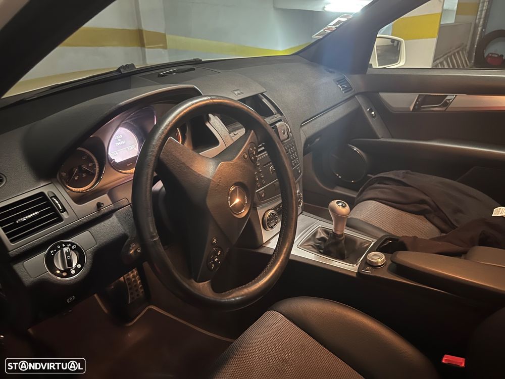 Mercedes-Benz C 220 CDi Avantgarde - 11