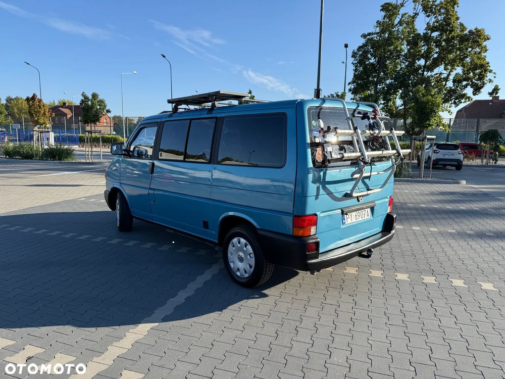 Volkswagen Multivan - 7