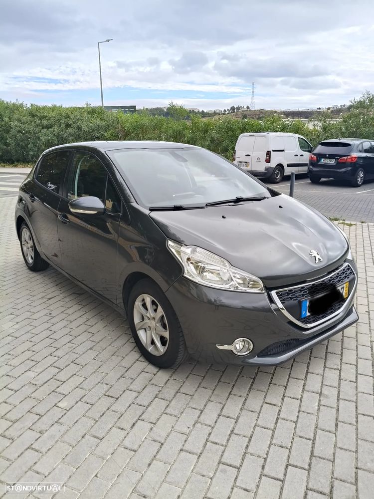 Peugeot 208 1.4 HDi Active - 2