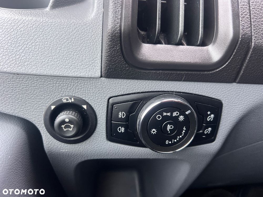Ford Transit - 14