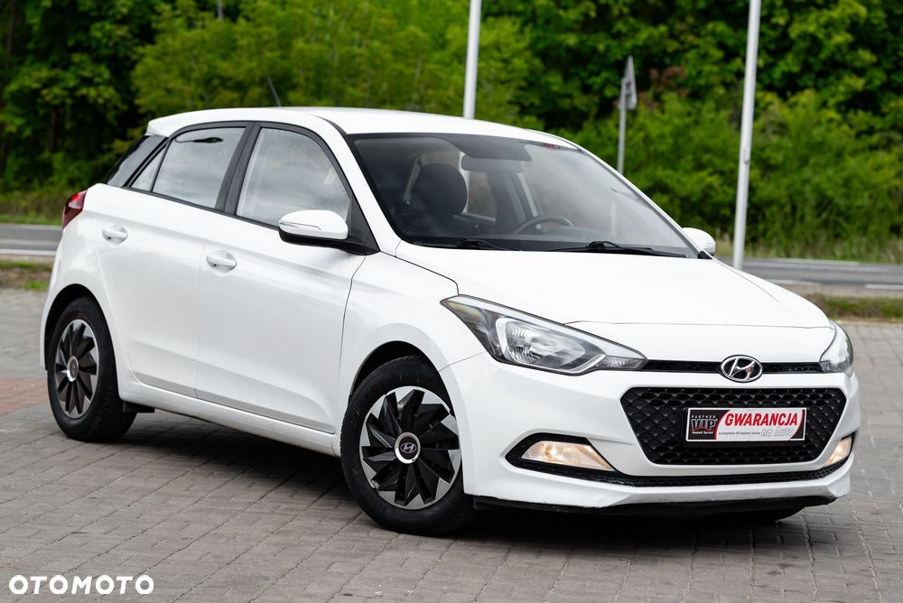 Hyundai i20 1.2 - 6