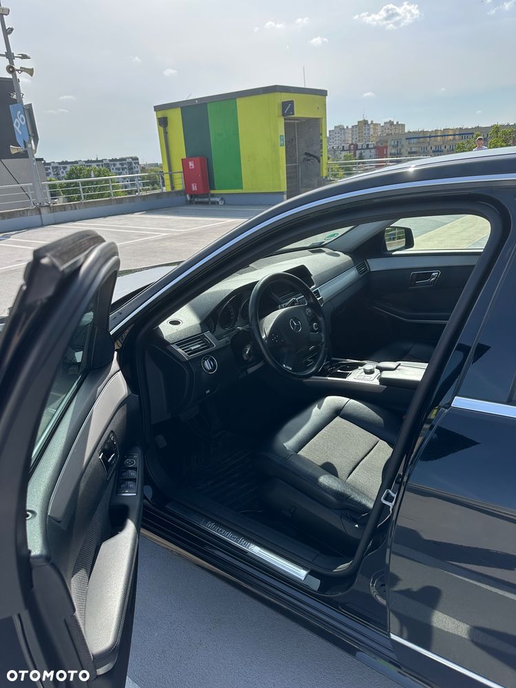 Mercedes-Benz Klasa E 220 CDI BlueEff Avantgarde - 8