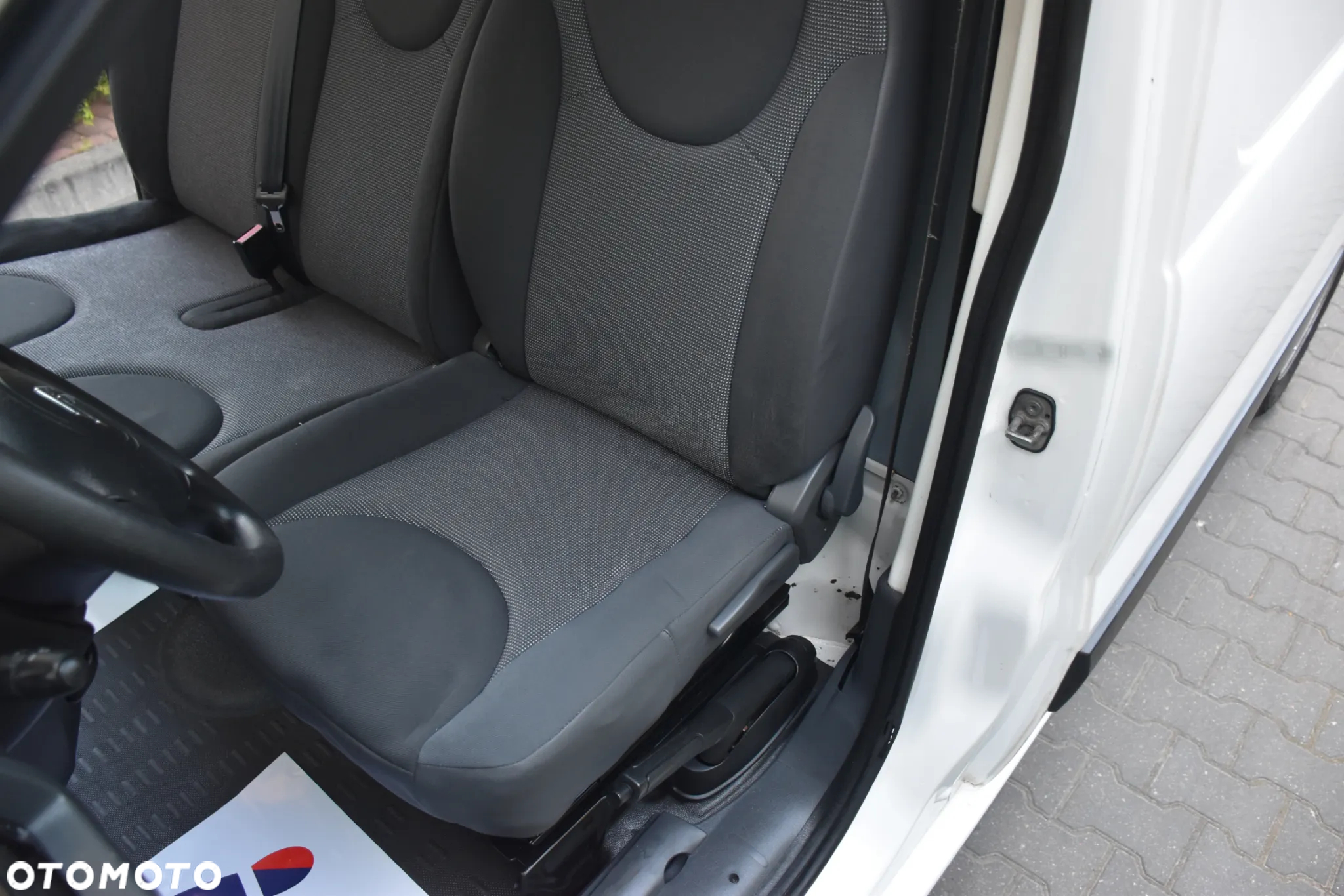 Citroën Jumpy Long 2.0 HDI Euro 5B - 12