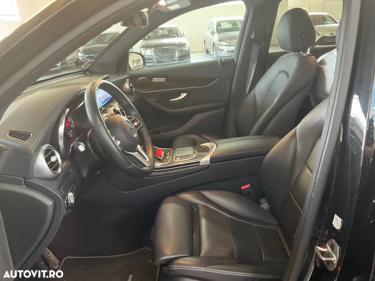 Mercedes-Benz GLC 300 d 4MATIC - 10