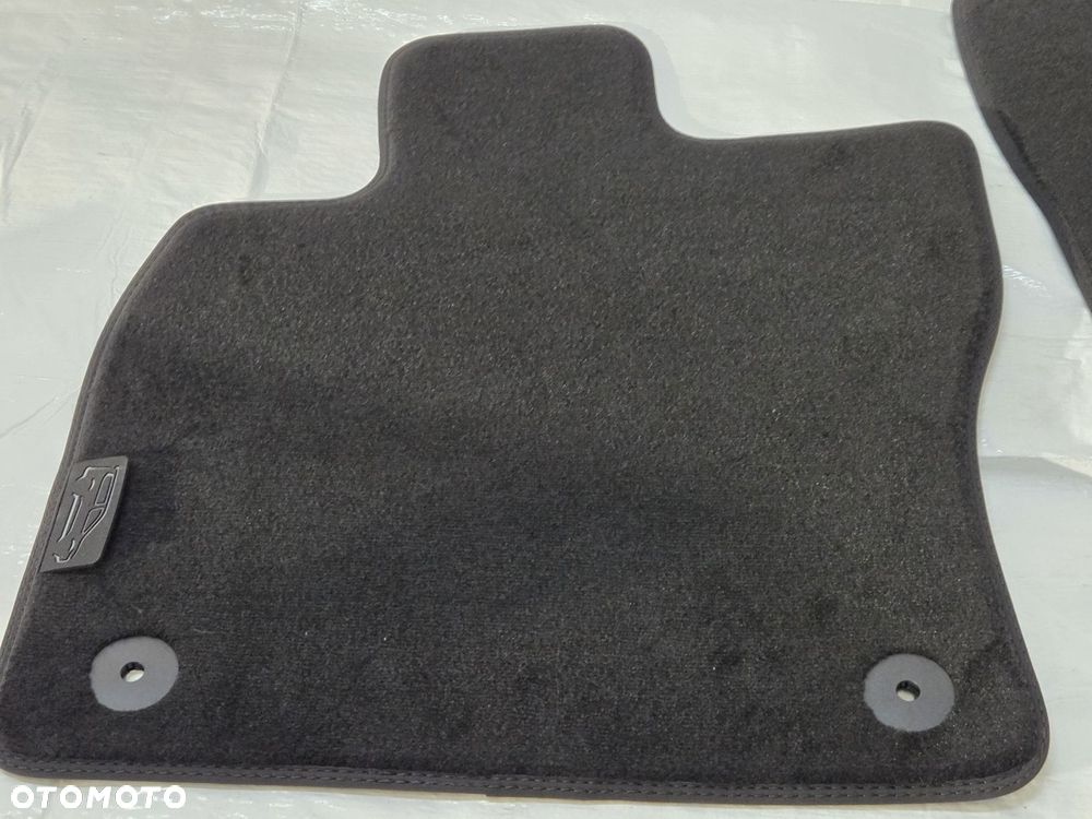 dywaniki dywaniki Ford Tourneo Connect tył AMN3CJ-K130B18-BA NOWE ORYGINAŁ - 2